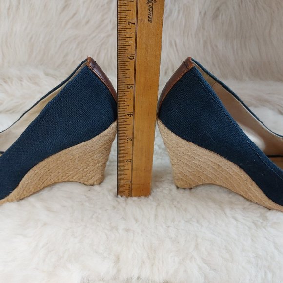 Michael Kors Women's Blue Gold MK Espadrille Wedge Peep Toe Sandals 6 1/2M - Picture 4 of 9